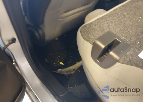 2015 Ford Fusion S z USA, uszkodzony, nr VIN 3FA6P0G79FR117616